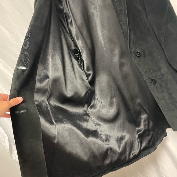 Vintage leather coat - Picture 5 of 7